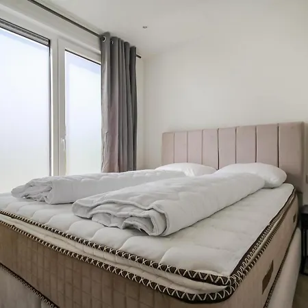 Eco-lodge 29 *
